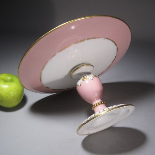 Footed plate "Castle for a princess" (England, early 20th century)