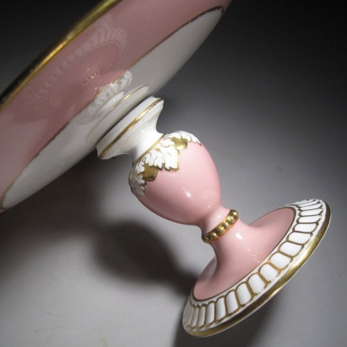 Footed plate "Castle for a princess" (England, early 20th century)