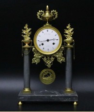 Parisian pendulum clock