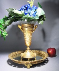 Set of vase and mirror stand "Blooming soul"
