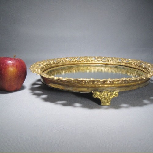 "Blooming Soul" Vase and Mirror Stand Set from France, Late 19th Century